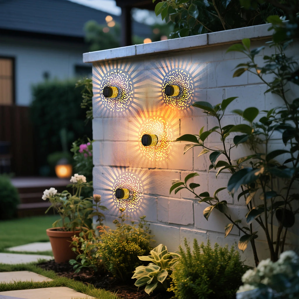 Applique solaire à motif ajouré — projection lumineuse pour l'extérieur