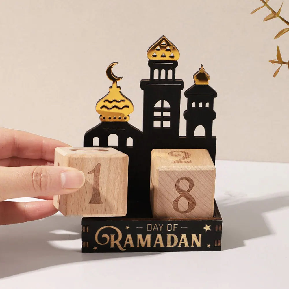 Calendrier du Ramadan en bois — blocs à tourner, mosquée découpée