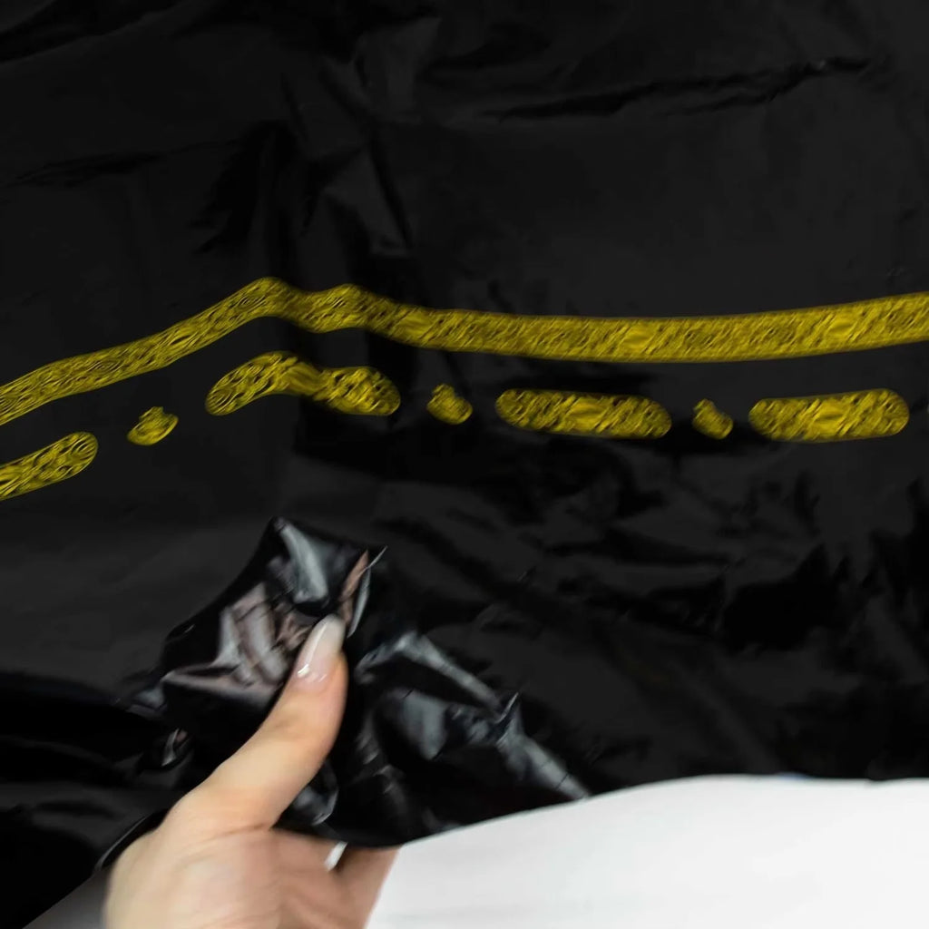 Nappe jetable noire à bandeau doré — Ramadan et Aïd
