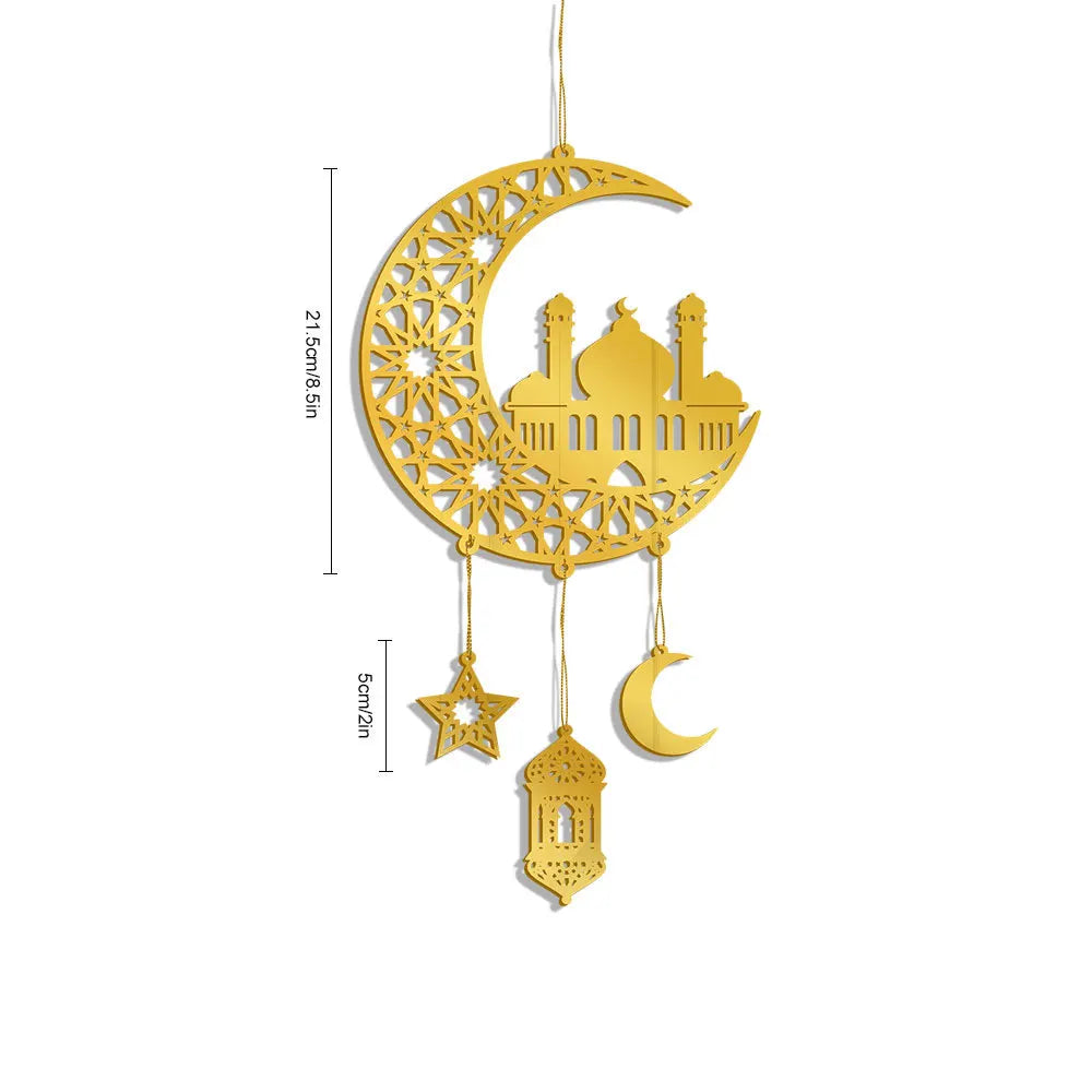 Suspension croissant doré à motif de mosquée