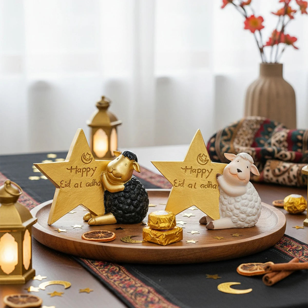Mouton en résine adossé à une étoile dorée — décoration de l'Aïd al-Adha