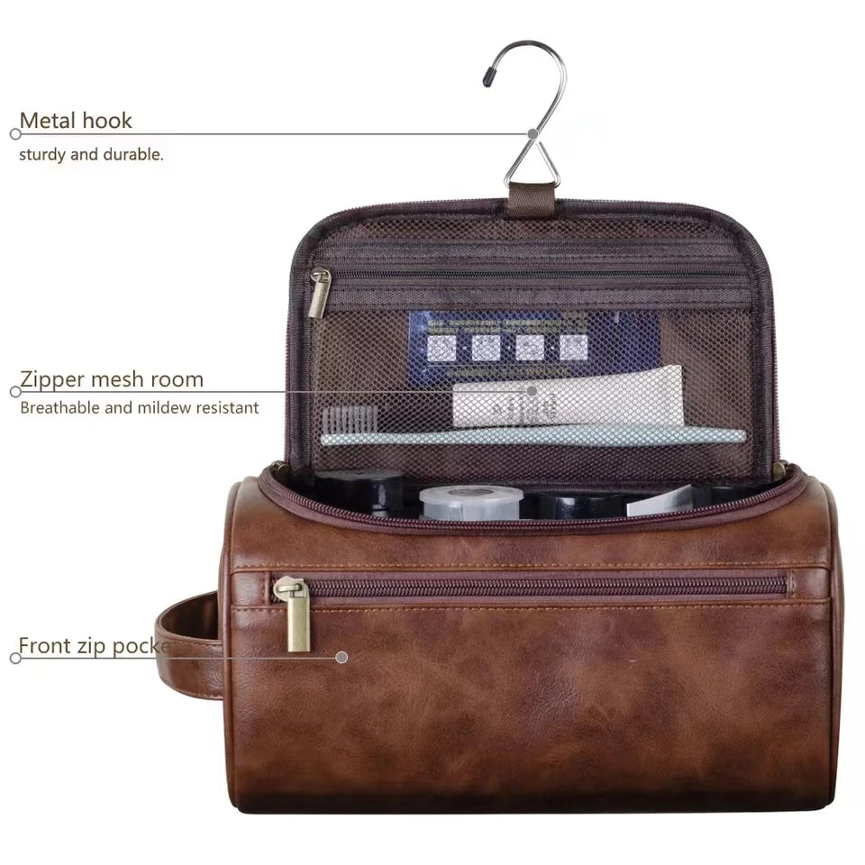 Trousse de toilette en cuir — suspendue