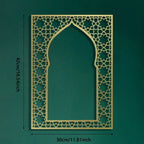 Arche mihrab murale en métal doré ajouré — 42 × 30 cm
