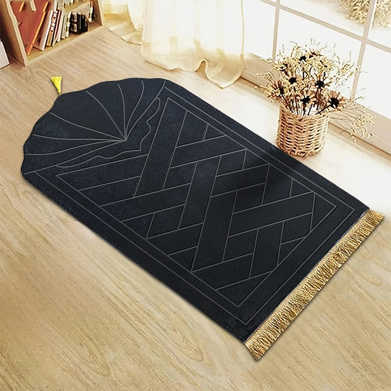 Tapis de prière rembourré en éponge avec motif en relief et pompons