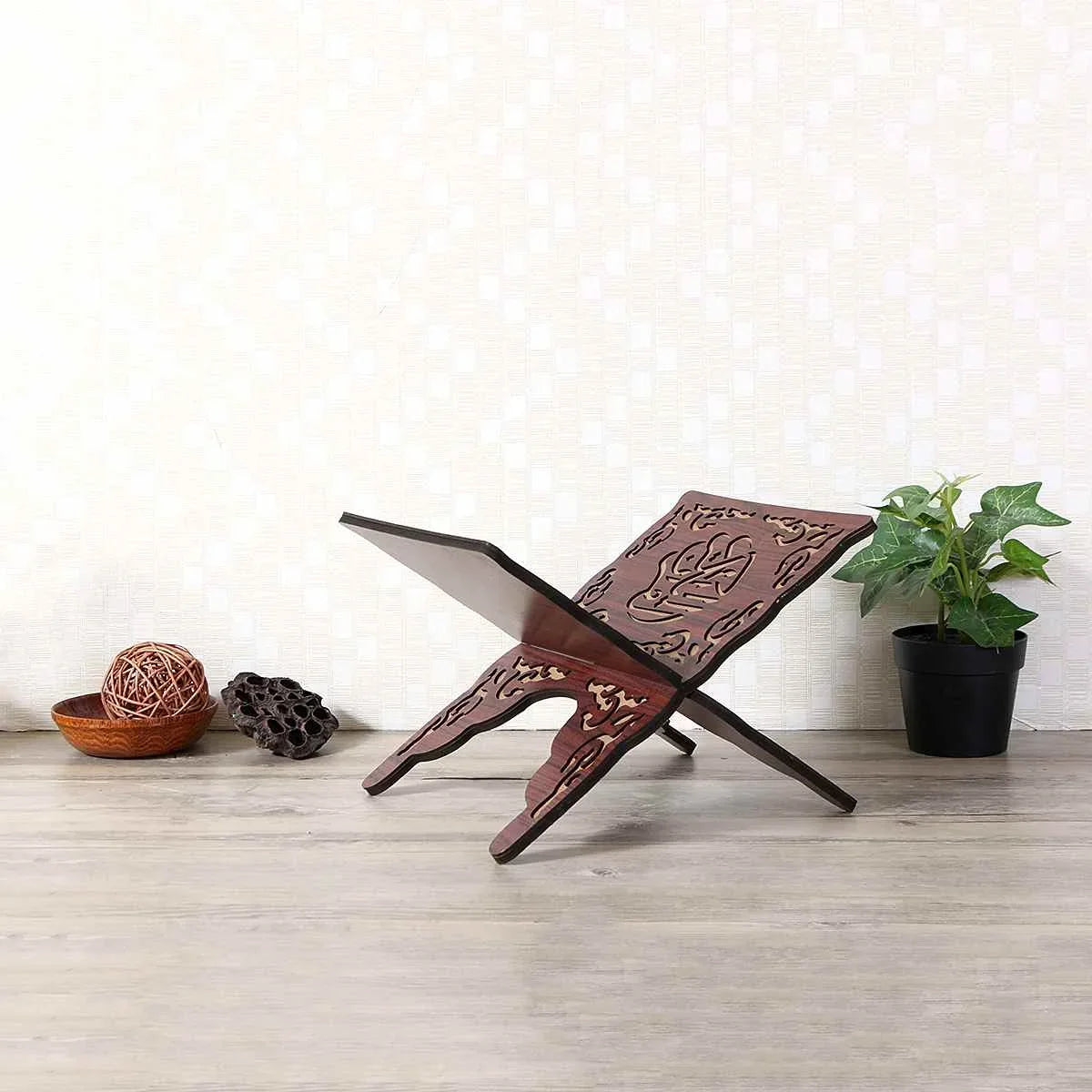 Porte-Coran en bois sculpté — pliant, trois coloris