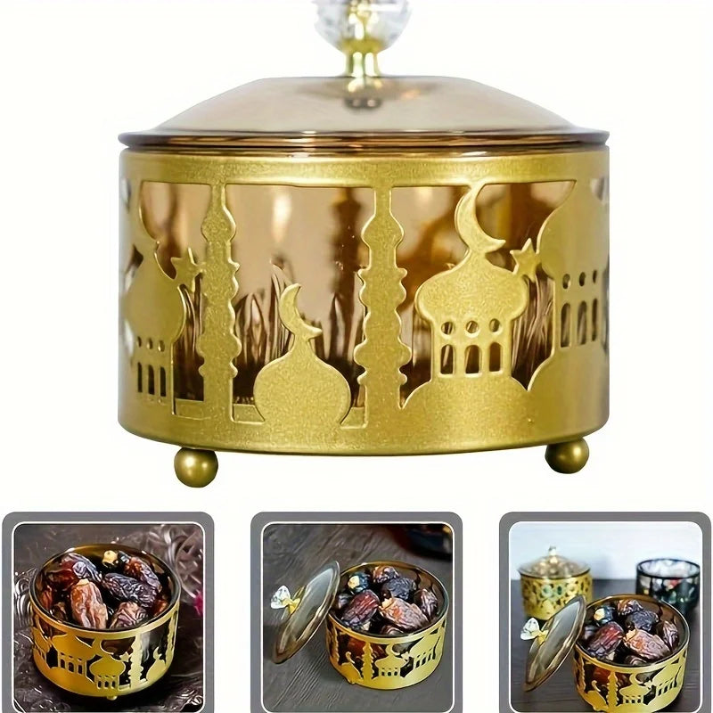 Boîte à friandises en métal doré ajouré — motif de mosquée