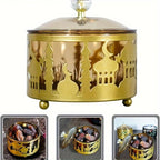 Boîte à friandises en métal doré ajouré — motif de mosquée